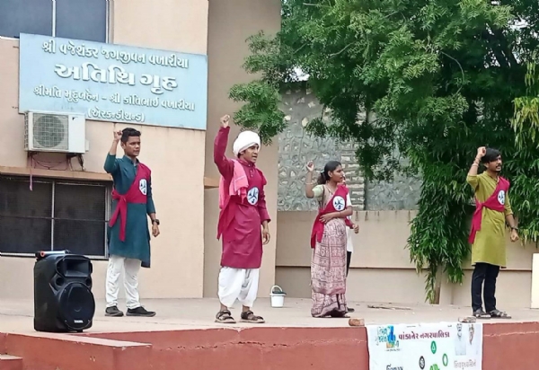 Organized street play to sensitize people about cleanliness in Wankaner