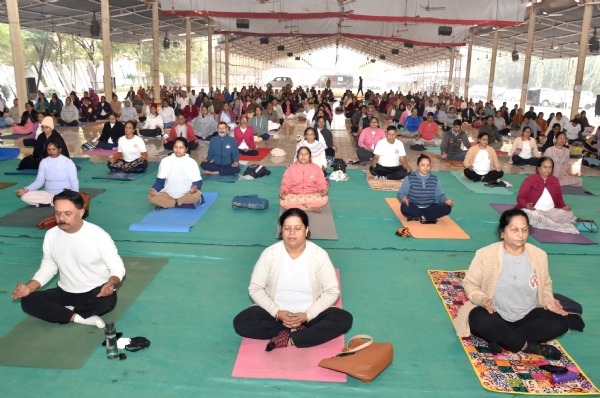 Meditation camp at BAPS Yajnapurush Sabhagruha Atladara on the occasion of World Meditation Day