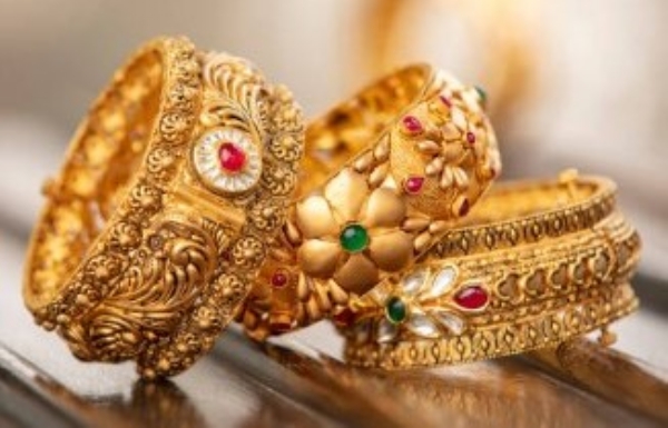 Gold prices rise for second consecutive day in bullion market, silver prices also increase