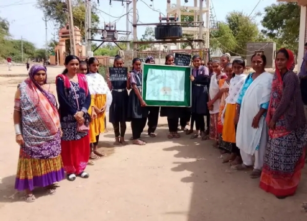 સાંતલપુરમાં મતદાન જાગૃતિ અંગે રેલીનું આયોજન