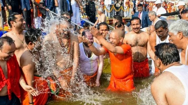 The Chief Minister and his cabinet members took a dip in the Mahakumbh