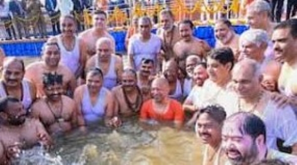 The Chief Minister and his cabinet members took a dip in the Mahakumbh