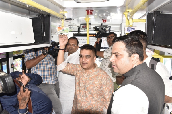 40 નવીન બસોને લીલી ઝંડી