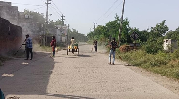 મહેસાણા મહાનગરપાલિકાએ તાવડીયા ગામમાં બસ સ્ટેશન અને માર્ગોના સફાઈ કામગીરી શરૂ કરી