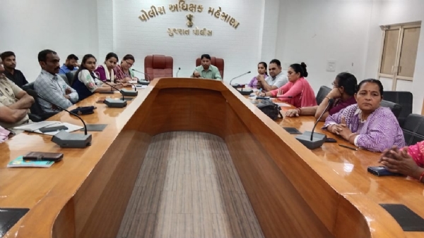 SJPU અને ચાઈલ્ડ વેલફેર પોલીસ ઓફિસરની મિટિંગ, મહિનાના કેસો અને કામગીરી પર ચર્ચા