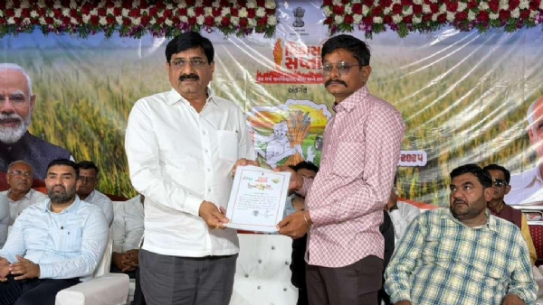 બગસરા માં તાલુકા કક્ષાના રવિ કૃષિ મહોત્સવમાં ખેડૂતોને આધુનિક કૃષિ માર્ગદર્શન