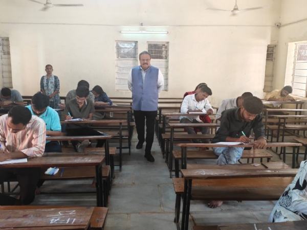 કલેક્ટર મેહુલ દવે