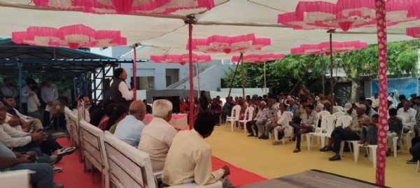 અમરદડ ગામે  રાજ્યસભા સાંસદ રામભાઈ મોકરિયાની ઉપસ્થિતિમાં વિકાસલક્ષી કાર્યક્રમ યોજાયો.