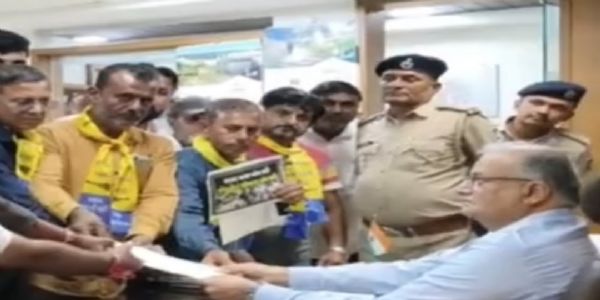 પાટણમાં AAP દ્વારા ખેડૂત ન્યાય માટે પદયાત્રા અને આવેદનપત્ર