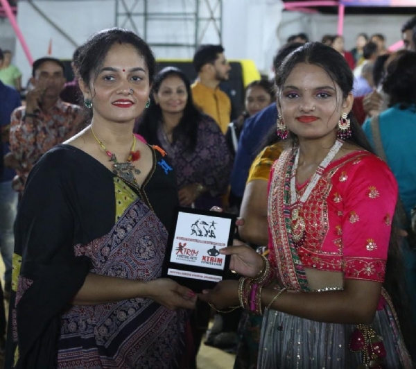 પોરબંદરમાં મેદસ્વિતાથી મુક્તિ મેળવનાર નાગરિકોનું સન્માન કરાયુ.