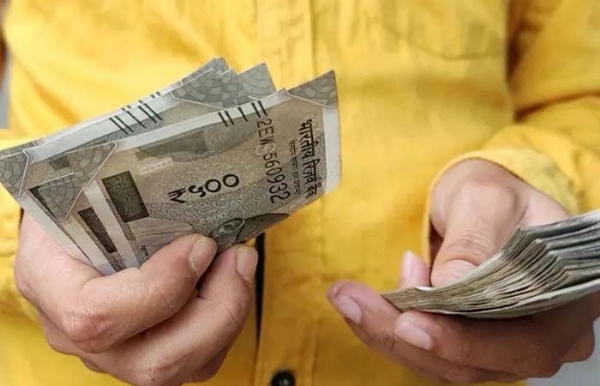 રોકડ રકમ પરત મળી