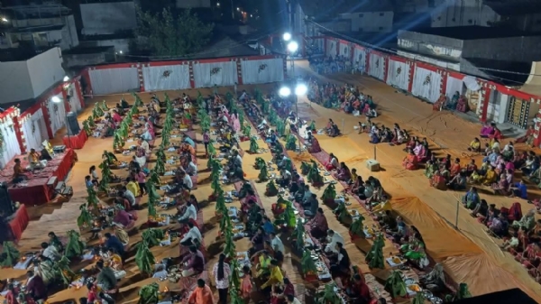 રાણાવાવમાં આઝાદ ગ્રુપ દ્વારા સમૂહ સત્યનારાયણ કથા યોજાઇ .