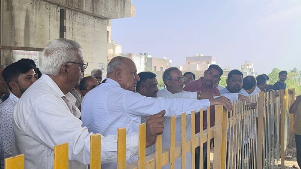 ઉદ્યોગ નગર ફાટકની મંત્રી મોઢવાડિયાએ સ્થળ વિઝીટ કરી ફાટક ખોલવાની ખાતરી આપી.