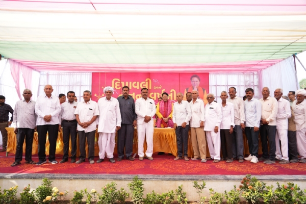 *સિદ્ધપુરના ધારાસભ્ય બલવંતસિંહ રાજપુત દ્વારા સિદ્ધપુર ખાતે ભવ્ય નૂતન વર્ષ સ્નેહમિલન સમારંભનું આયોજન* *સિદ્ધપુરના ધારાસભ્ય બલવંતસિંહ રાજપુત દ્વારા સિદ્ધપુર ખાતે ભવ્ય નૂતન વર્ષ સ્નેહમિલન સમારંભનું આયોજન*