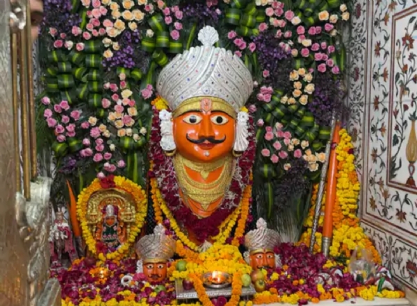 પારેવિયા વીર દાદાના મંદિરે લાભ પાંચમના દિવસે પરંપરાગત મેળાનું આયોજન કરવામાં આવ્યું પારેવિયા વીર દાદાના મંદિરે લાભ પાંચમના દિવસે પરંપરાગત મેળાનું આયોજન કરવામાં આવ્યું