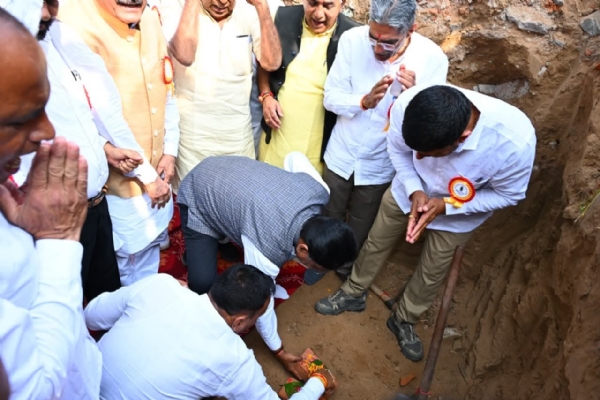 વિજાપુર તાલુકાના દગાવાડિયામાં રજત જયંતિ મહોત્સવ અને નવા આરોગ્ય કેન્દ્રનું ખાતમુહૂર્ત વિજાપુર તાલુકાના દગાવાડિયામાં રજત જયંતિ મહોત્સવ અને નવા આરોગ્ય કેન્દ્રનું ખાતમુહૂર્ત