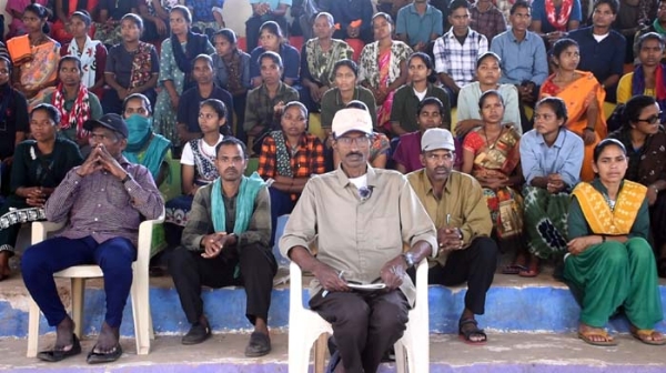 નક્સલી રૂપેશે ખુલાસો કર્યો ઘણા લોકો શરણાગતિ સ્વીકારવા તૈયાર છે, પરંતુ સંગઠન તરફથી બદલાનો ડર નક્સલી રૂપેશે ખુલાસો કર્યો ઘણા લોકો શરણાગતિ સ્વીકારવા તૈયાર છે, પરંતુ સંગઠન તરફથી બદલાનો ડર