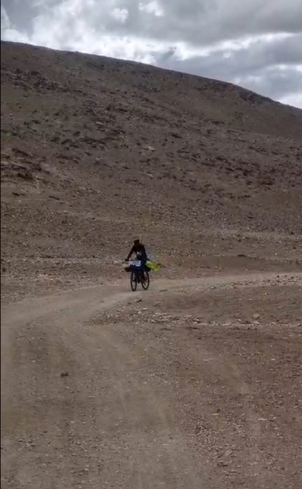 40,000 કિ.મી.નો પંથ કાપી મહેસાણામાં પહોંચ્યો પર્યાવરણપ્રેમી યુવાન સુબોધ – ‘એક પંથ, એક સંકલ્પ’થી દેશને આપી અનોખી પ્રેરણા