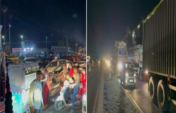 ટ્રાફિક જામ ટ્રાફિક જામ