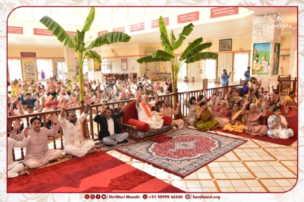 હરિમંદિર ખાતે વિવિધ ધાર્મિક કાર્યક્રમો સાથે દીપોત્સવની ઉજવણી સમપ્પન. હરિમંદિર ખાતે વિવિધ ધાર્મિક કાર્યક્રમો સાથે દીપોત્સવની ઉજવણી સમપ્પન.