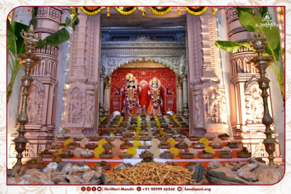 હરિમંદિર ખાતે વિવિધ ધાર્મિક કાર્યક્રમો સાથે દીપોત્સવની ઉજવણી સમપ્પન. હરિમંદિર ખાતે વિવિધ ધાર્મિક કાર્યક્રમો સાથે દીપોત્સવની ઉજવણી સમપ્પન.
