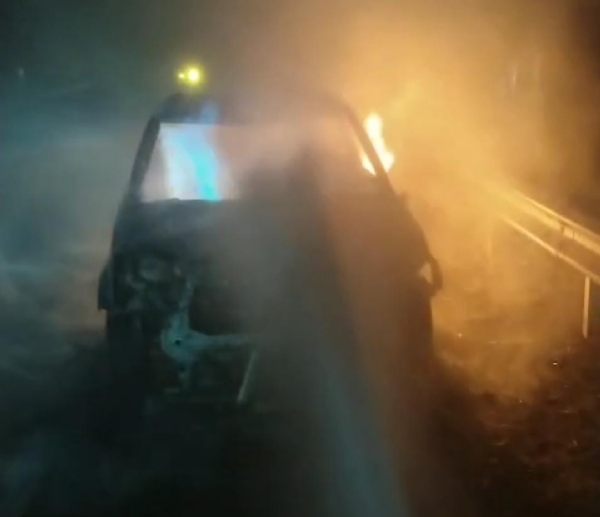 AMBAJI NAJIK DANTA MA CAR MA AAG