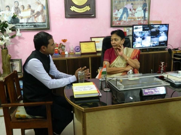 સાબરકાંઠાનું પુંસરી: ટેકનોલોજી અને સ્વચ્છતાથી બનેલું ભારતનું પ્રથમ સ્માર્ટ વિલેજ સાબરકાંઠાનું પુંસરી: ટેકનોલોજી અને સ્વચ્છતાથી બનેલું ભારતનું પ્રથમ સ્માર્ટ વિલેજ