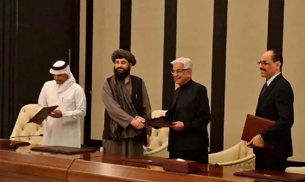 ઇસ્તંબુલમાં પાકિસ્તાન-અફઘાનિસ્તાન વાટાઘાટોનો ત્રીજો દિવસ, કોઈ પ્રગતિ નહીં ઇસ્તંબુલમાં પાકિસ્તાન-અફઘાનિસ્તાન વાટાઘાટોનો ત્રીજો દિવસ, કોઈ પ્રગતિ નહીં