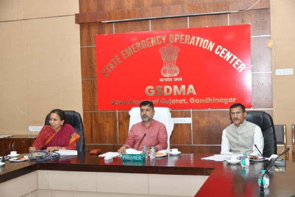 SEOC, ગાંધીનગર ખાતે બેઠક યોજાઈ SEOC, ગાંધીનગર ખાતે બેઠક યોજાઈ