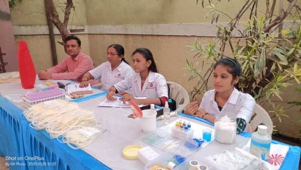 પોરબંદરમાં જલારામ જયંતિ નિમિતે મહારક્તદાન કેમ્પ યોજાયો.