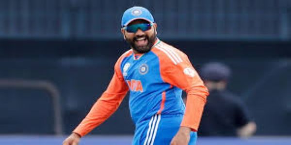 રોહિત શર્મા પહેલી વાર ICC ODI રેન્કિંગમાં નંબર 1 બન્યો