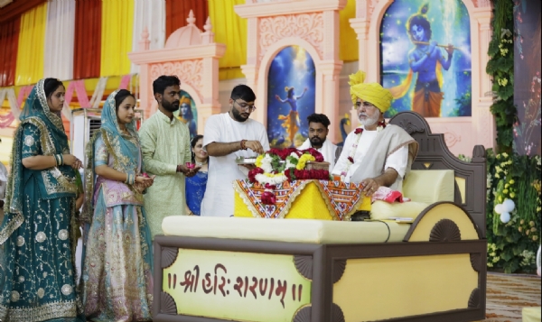 વાલિયા ખાતે સપ્તાહમાં ભક્તિમાં સંગીતનું મહત્વ રમેશભાઈ ઓઝાએ સમજાવ્યું