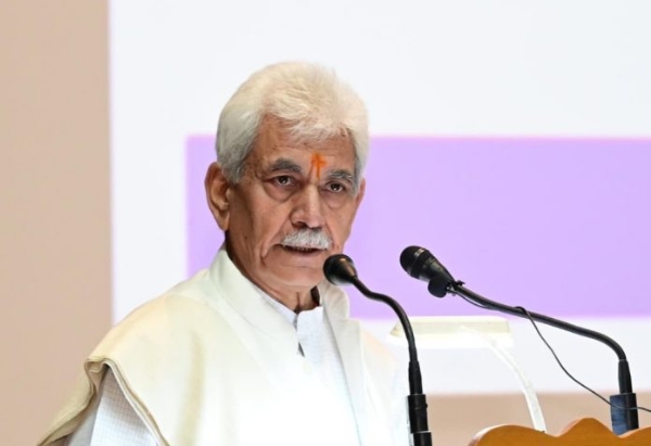 લેફ્ટનન્ટ ગવર્નર મનોજ સિન્હાએ આતંકવાદી સંબંધોના આરોપસર બે સરકારી શિક્ષકોને બરતરફ કર્યા