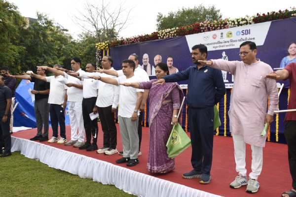 ગાંધીનગર ખાતે કાર્યક્રમ યોજાયો ગાંધીનગર ખાતે કાર્યક્રમ યોજાયો