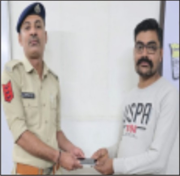 ચોરાઈ ગયેલા મોબાઈલ પરત અપાવય