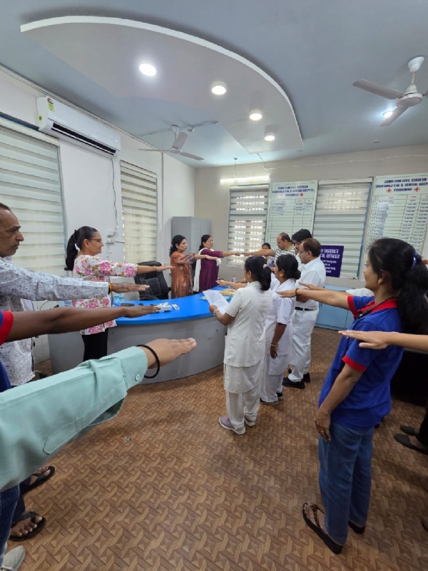 પોરબંદર જિલ્લા ઉદ્યોગ કેન્દ્ર ખાતે “રાષ્ટ્રીય એકતા દિવસ” નિમિત્તે સપથ ગ્રહણ કાર્યક્રમ યોજાયો. પોરબંદર જિલ્લા ઉદ્યોગ કેન્દ્ર ખાતે “રાષ્ટ્રીય એકતા દિવસ” નિમિત્તે સપથ ગ્રહણ કાર્યક્રમ યોજાયો.