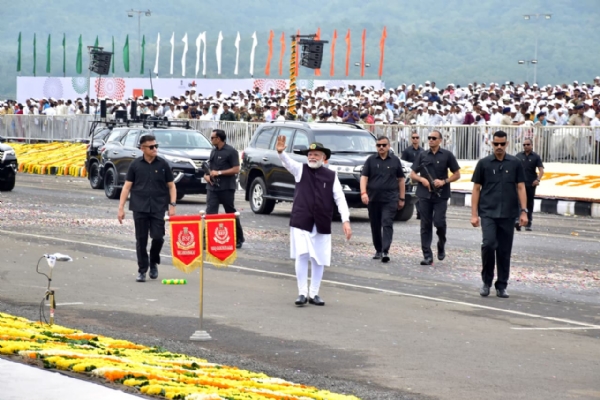 સરકાર દેશની એકતા અને અખંડિતતા માટે ચાર સ્તંભો પર લોકોને એક કરવા માટે કામ કરી રહી છે પ્રધાનમંત્રી સરકાર દેશની એકતા અને અખંડિતતા માટે ચાર સ્તંભો પર લોકોને એક કરવા માટે કામ કરી રહી છે પ્રધાનમંત્રી