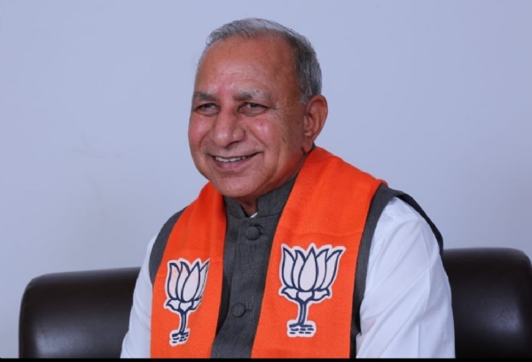 ભાજપના રાષ્ટ્રીય પરિષદના સભ્ય તરીખે બાબુ બોખીરાયા નીનિમણૂક.