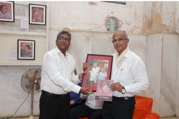 પોરબંદર માં સરલાદેવી મઝૂમદારના ચિત્રોનું પ્રદર્શન યોજયું.