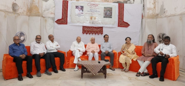 પોરબંદર માં સરલાદેવી મઝૂમદારના ચિત્રોનું પ્રદર્શન યોજયું.