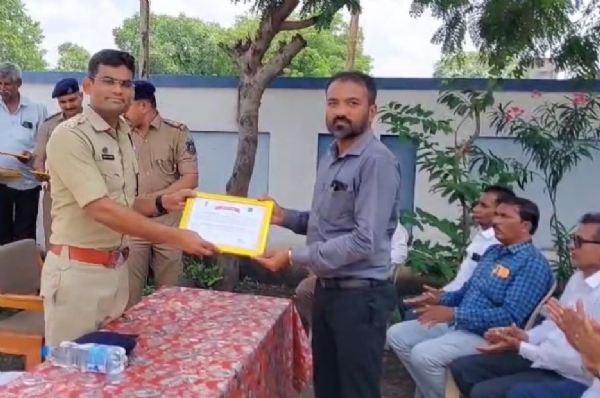 વડિયામાં પોલીસ અધિક્ષકની બેઠક
