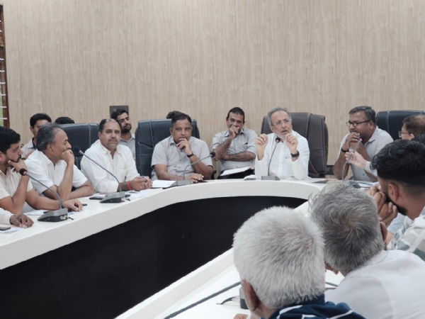 બરડા પંથકના ખેડૂતોના વીજ પ્રશ્ન અંગે લેવાયો નિર્ણય.