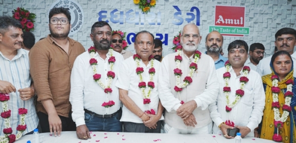 દૂધધારા ડેરી ભરૂચમાં ફરી ઘનશ્યામ પટેલની પ્રમુખ તરીકે બિનહરીફ વરણી