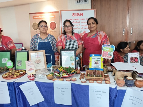 અમદાવાદ ઝોનના પોષણ ઉત્સવમાં મહેસાણા જિલ્લાનો દબદબો — ત્રણ સ્પર્ધામાં પ્રથમ ક્રમ મેળવી જિલ્લાનું ગૌરવ વધાર્યું