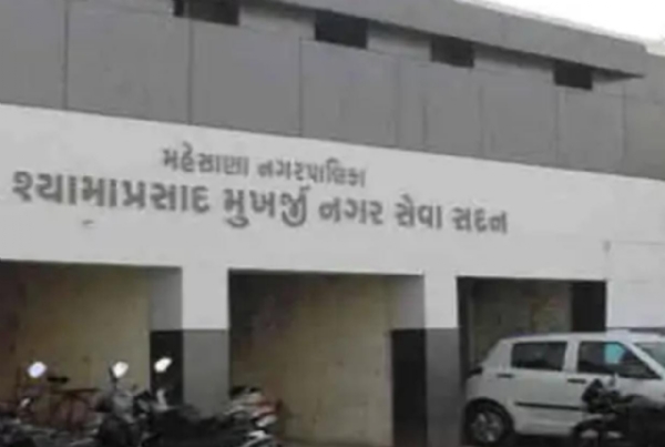 મહેસાણા મહાનગરપાલિકામાં 10 નવા ગામોના ઉમેરા પર વિરોધ — હેબુવા, શોભાસણ અને રામપુરા સહિત ચાર ગામોમાં બેનર લગાવી વિરોધની ઝંખના