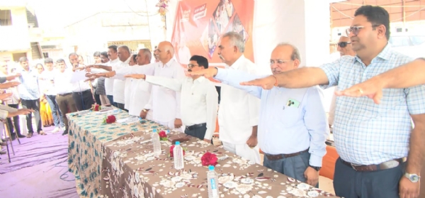 પોરબંદર જિલ્લામાં વિકાસ સપ્તાહ અંતર્ગત અડવાણા ગામે વિકાસલક્ષી કાર્યક્રમનું ભવ્ય આયોજન.