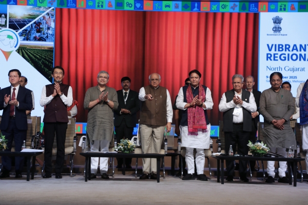 વાઇબ્રન્ટ ગુજરાત – વિકાસ અને વૈશ્વિક સહકારની ઉજવણી