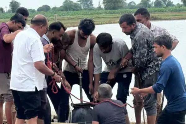 પાટણમાં પંપ રીપેરીંગનું કામ પુર્ણ હવે પાણી વિતરણ શરૂ કરાશે. પાટણમાં પંપ રીપેરીંગનું કામ પુર્ણ હવે પાણી વિતરણ શરૂ કરાશે.