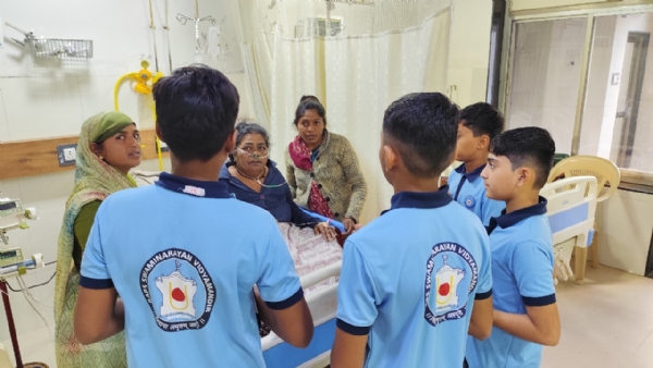 બી.એ.પી.એસ. સ્વામિનારાયણ વિદ્યામંદિર ખેરવાના વિદ્યાર્થીઓ દ્વારા સેવા અને કરુણાનું અનોખું ઉદાહરણ