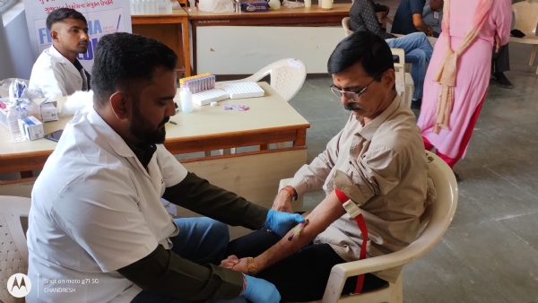 પોરબંદરમાં “ફિટ મીડિયા – ફિટ ઇન્ડિયા” અભિયાન અંતર્ગત મેડિકલ કેમ્પનુ આયોજન કરાયુ.